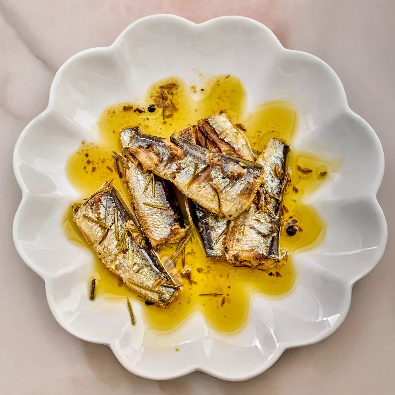 Sardines with Wild Rosemary and Fennel - Image 4